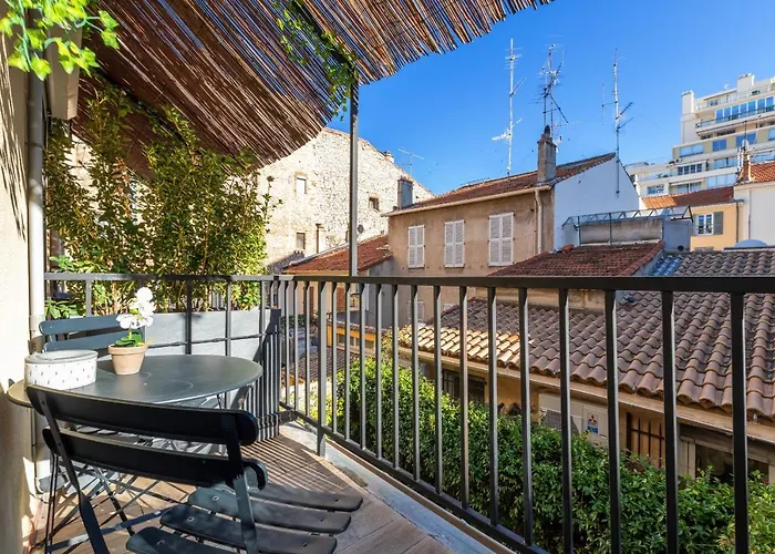 Agences Des Residences - Rue Commandant Andre Daire